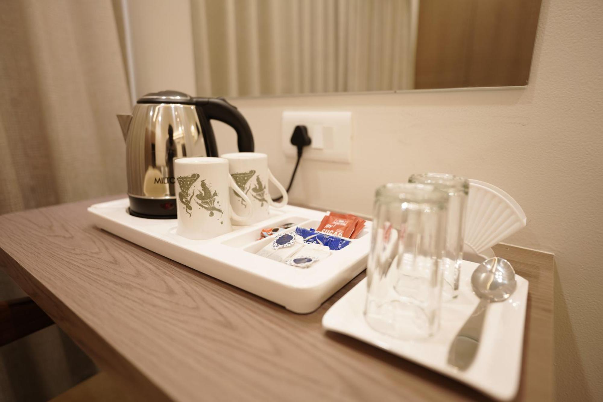 A Square Executive Hotel Aurangabad  Eksteriør bilde