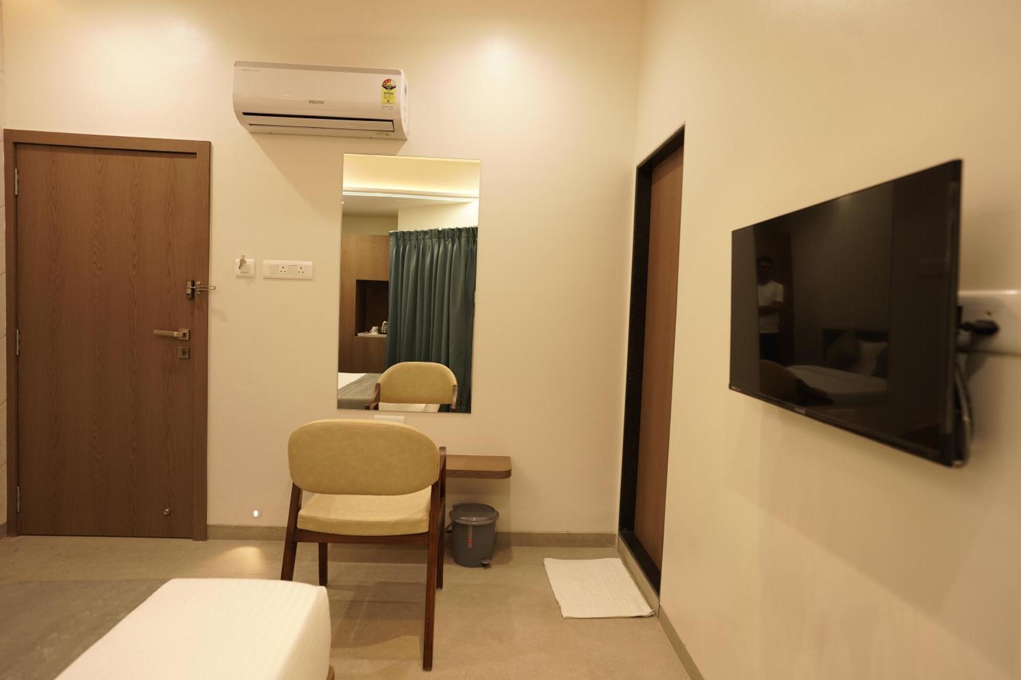 A Square Executive Hotel Aurangabad  Eksteriør bilde